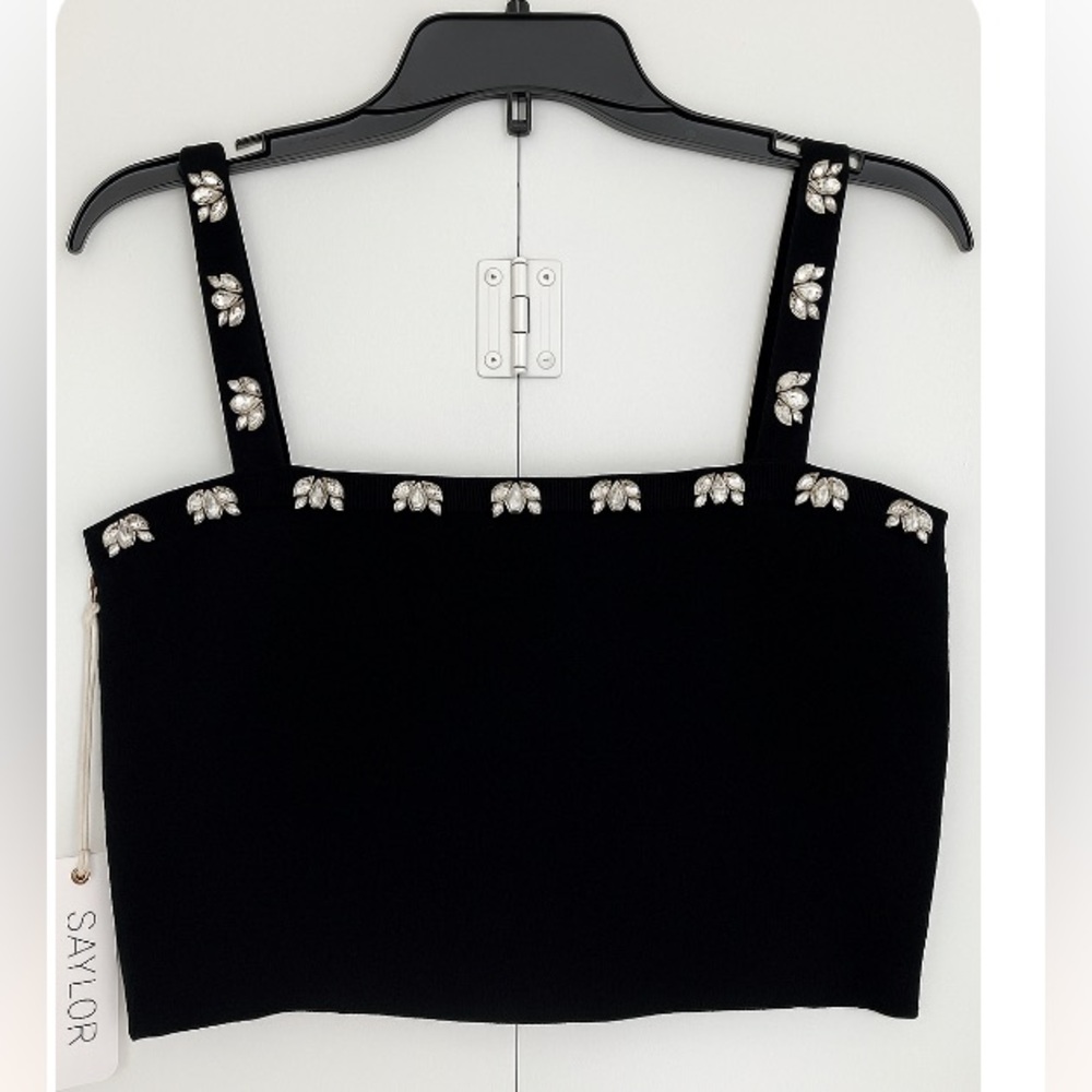 NWT Saylor Crop Tank Top Knit Women’s Medium Embellish Rhinestone Wide Straps